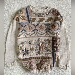 JENNIFER & COMPANY VINTAGE KNITTED BY HAND Knit Sweater - Cream